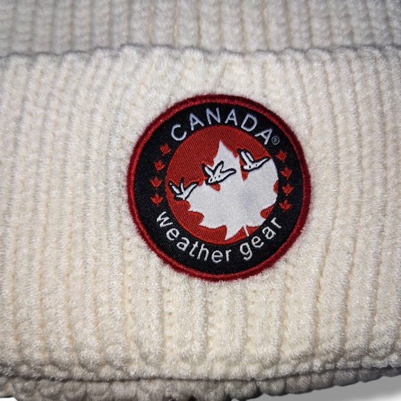 Canada Weather Gear White Red Logo Beanie Knit Hat Cuffed Cap Mens Women Unisex - Picture 2 of 3